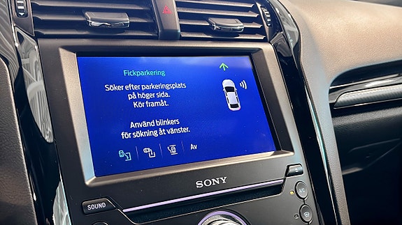 Ford Mondeo 17 of 19