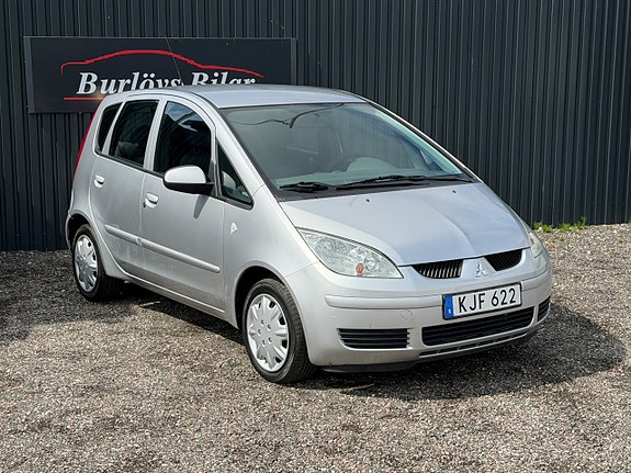 Mitsubishi Colt 2 of 9