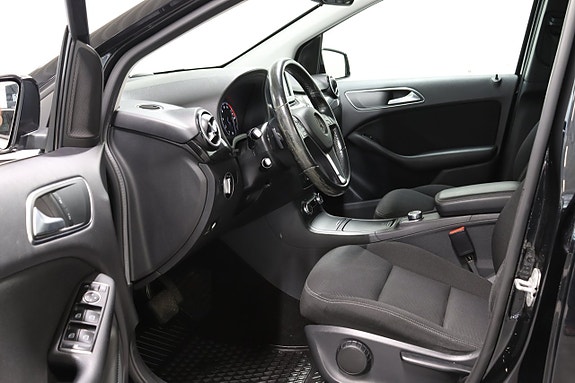 Mercedes-Benz B180 9 of 21