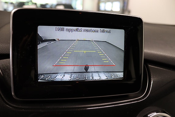 Mercedes-Benz B180 14 of 21
