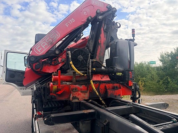 Volvo FM 400 9 of 12