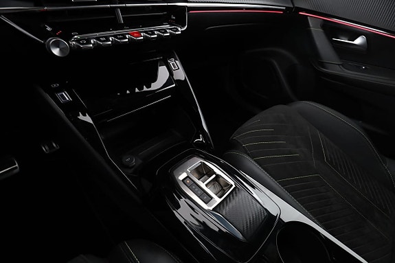 Peugeot 2008 24 of 30