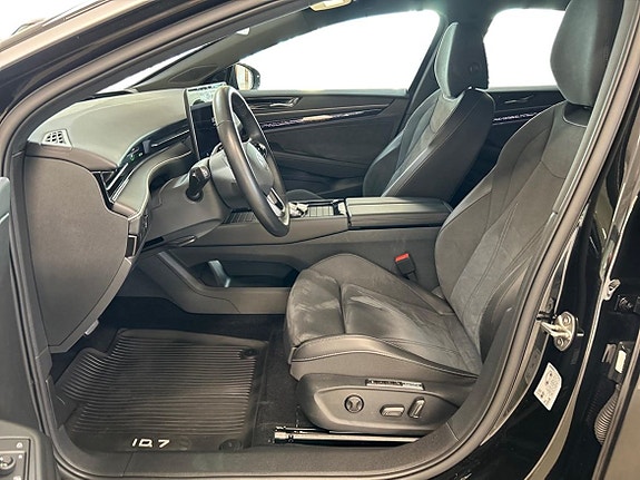Volkswagen ID.7 10 of 16
