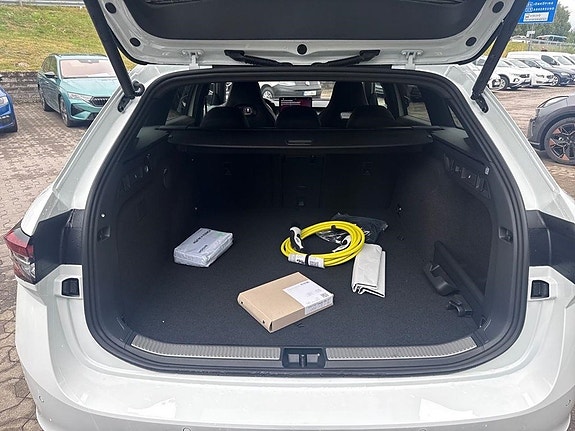 Skoda Superb 23 of 27