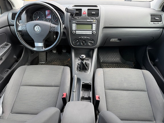 Volkswagen Golf V 7 of 9