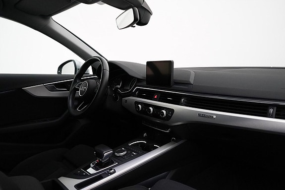 Audi A4 16 of 24