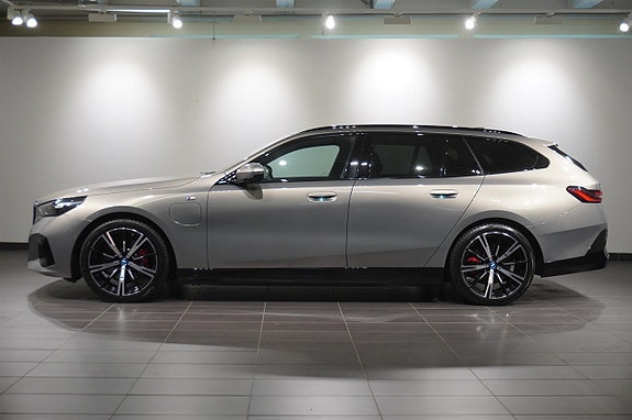 BMW 530e 4 of 20