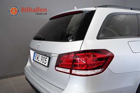 Mercedes-Benz E220 5 of 28