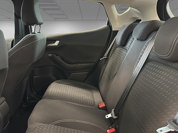 Ford Fiesta 9 of 14