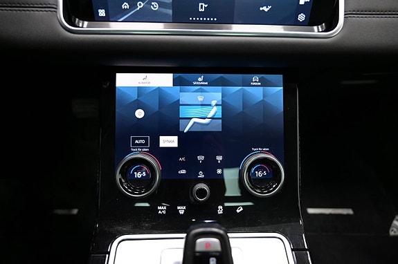 Land Rover Range Rover Evoque 25 of 29