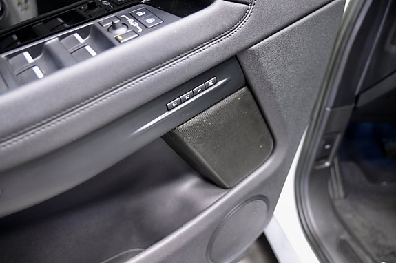 Land Rover Range Rover Evoque 19 of 29