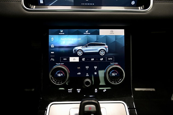Land Rover Range Rover Evoque 23 of 29