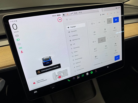 Tesla Model 3 17 of 19