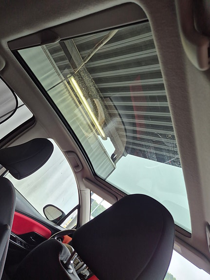 Toyota Yaris 7 of 10