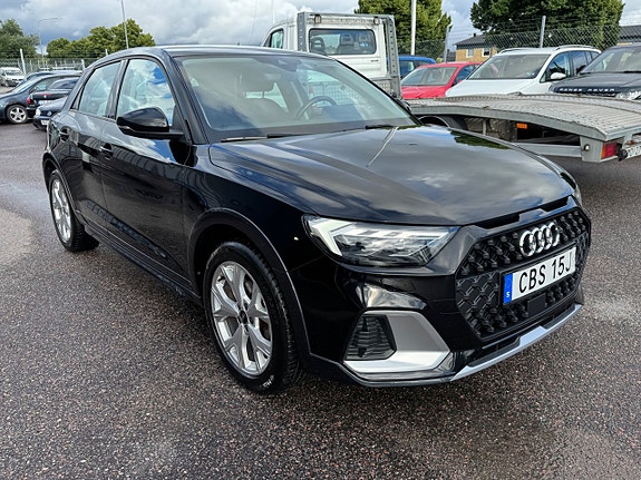 Audi A1 4 of 30