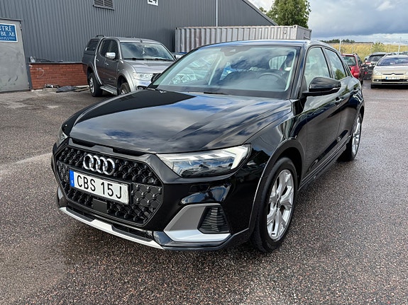 Audi A1 2 of 30