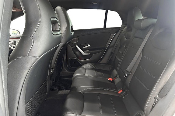 Mercedes-Benz CLA45 10 of 19