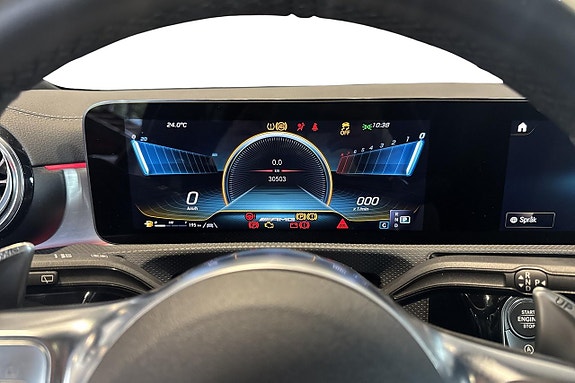 Mercedes-Benz CLA45 7 of 19