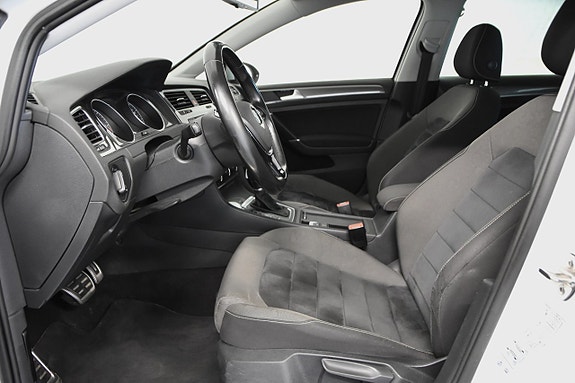 Volkswagen Golf Alltrack 10 of 21
