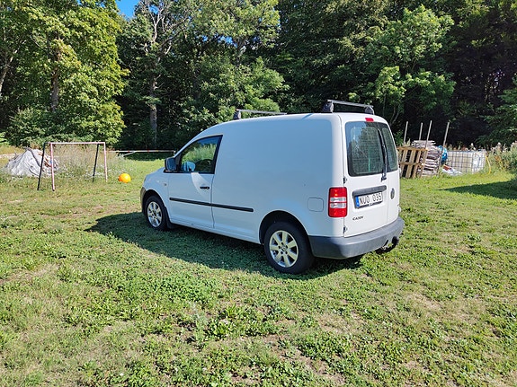 Volkswagen Caddy 3 of 15
