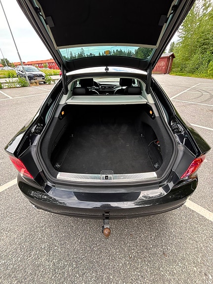 Audi A7 9 of 23