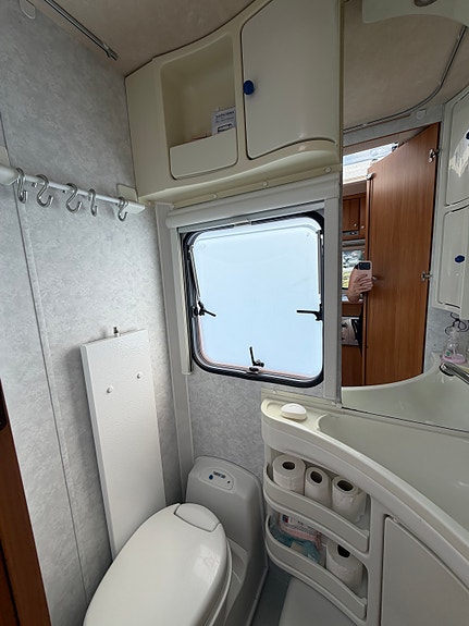 Adria 663 Barnkammarvagn 12 of 17
