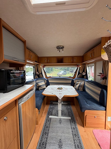 Adria 663 Barnkammarvagn 9 of 17