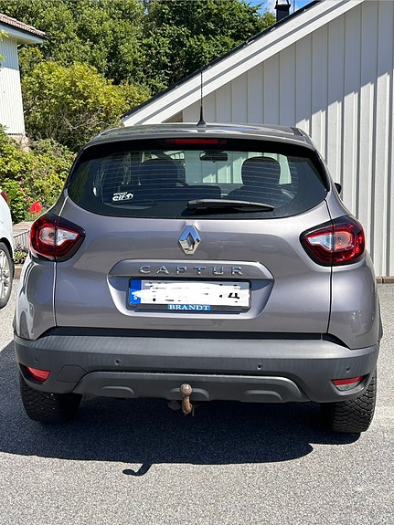 Renault Captur 3 of 7