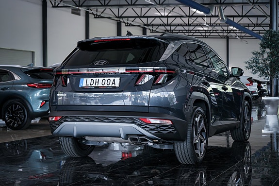 Hyundai Tucson 4 of 30