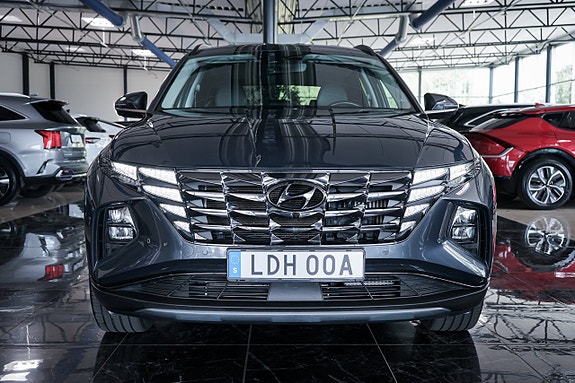 Hyundai Tucson 2 of 30