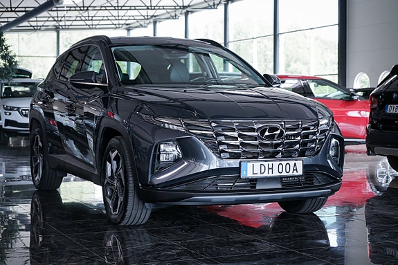 Hyundai Tucson 3 of 30