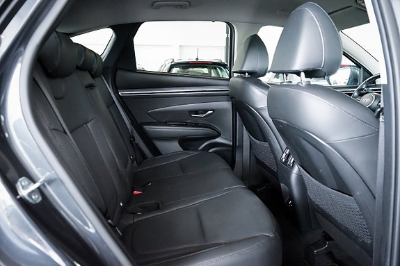 Hyundai Tucson 10 of 30