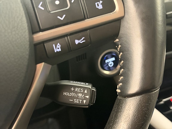Lexus RX450h 24 of 30