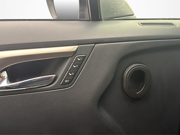 Lexus RX450h 28 of 30