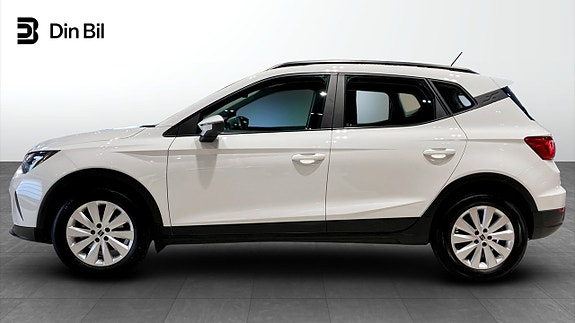Seat Arona 3 of 12