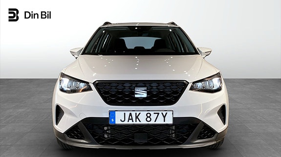 Seat Arona 2 of 12