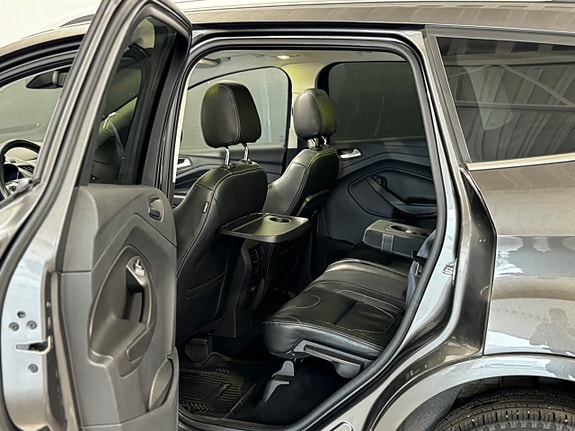 Ford Kuga 15 of 30