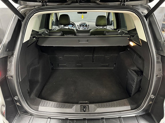 Ford Kuga 22 of 30