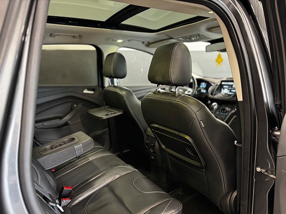 Ford Kuga 17 of 30