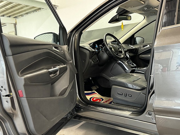 Ford Kuga 13 of 30