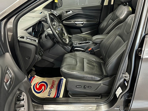 Ford Kuga 12 of 30