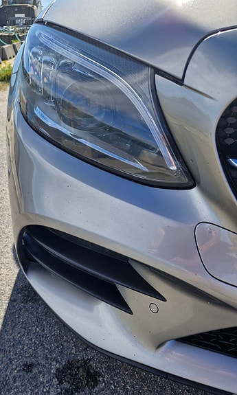 Mercedes-Benz C220 7 of 22