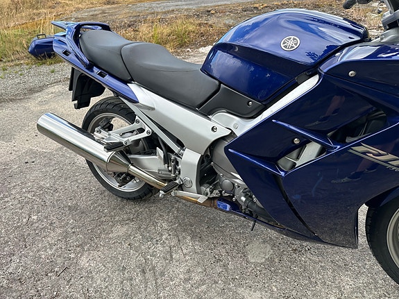 Yamaha FJR1300ABS 3 of 4