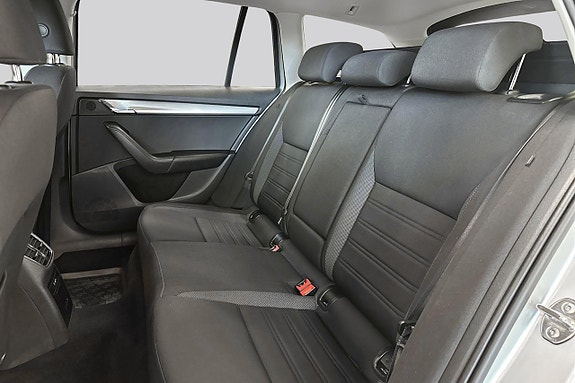 Skoda Octavia 9 of 20