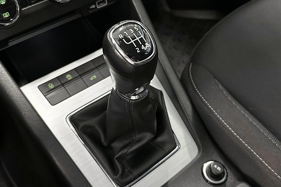 Skoda Octavia 12 of 20