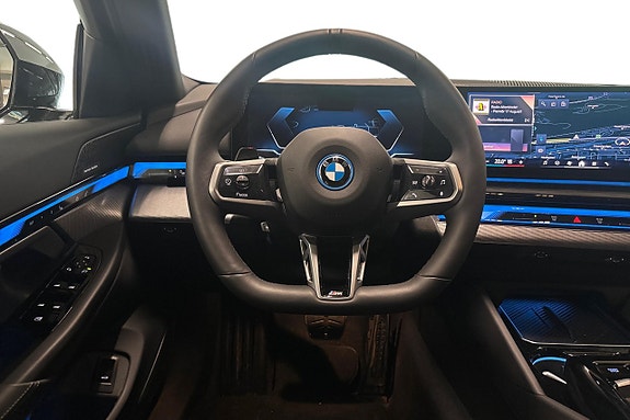 BMW i5 9 of 19