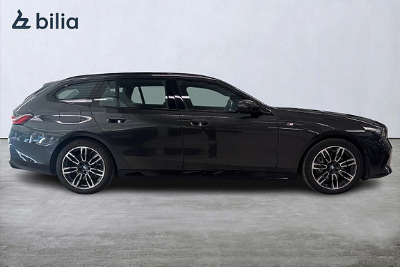 BMW i5 17 of 19