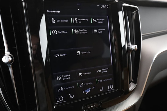 Volvo XC60 23 of 30