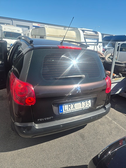 Peugeot 207 SW 3 of 5