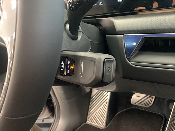 Kia EV9 12 of 29